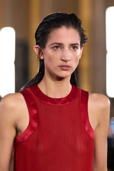 Look 7